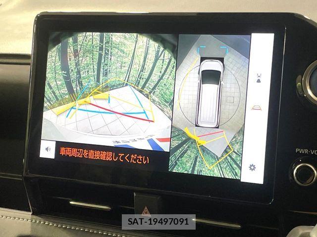 Toyota NOAH HYBRID 2022-10 8209190-4