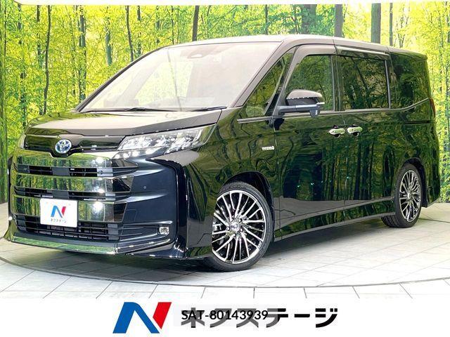 Toyota NOAH HYBRID 2023-04 8209196-0