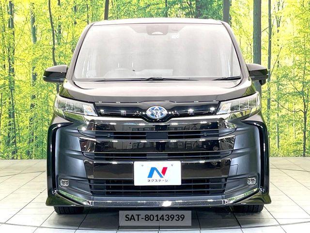 Toyota NOAH HYBRID 2023-04 8209196-14