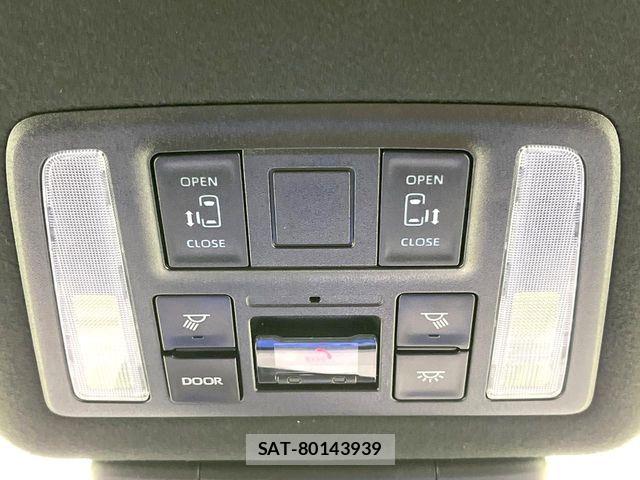 Toyota NOAH HYBRID 2023-04 8209196-4