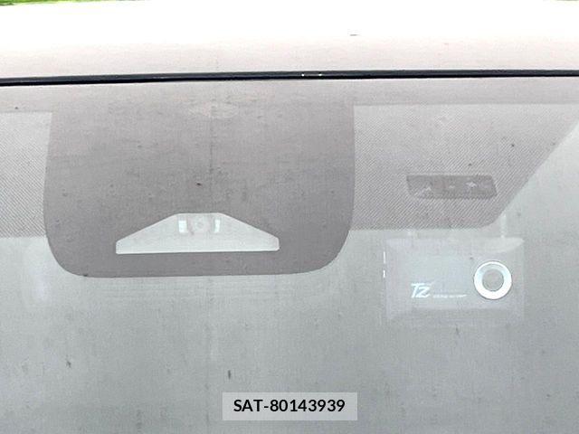 Toyota NOAH HYBRID 2023-04 8209196-5