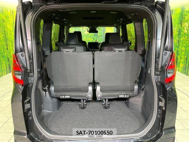 Toyota NOAH HYBRID 2024-08 8209180-9