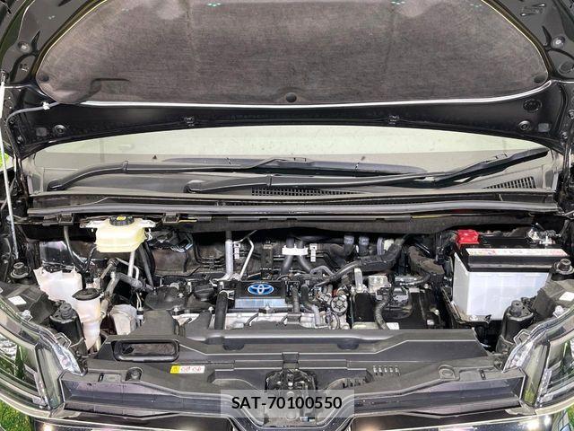 Toyota NOAH HYBRID 2024-08 8209180-17
