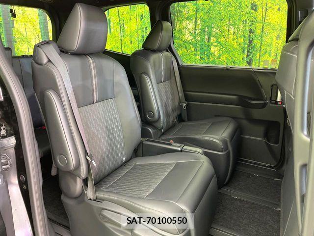 Toyota NOAH HYBRID 2024-08 8209180-7