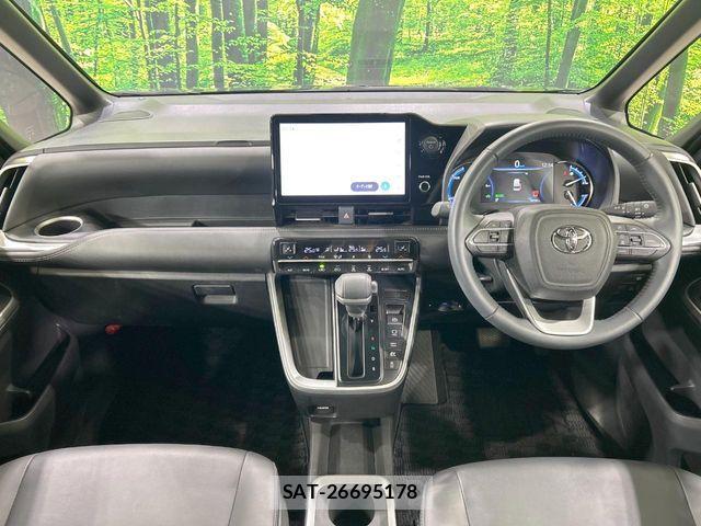 Toyota NOAH HYBRID 2024-12 8209185-1