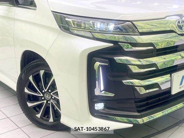 Toyota NOAH HYBRID 2022-10 8231094-12
