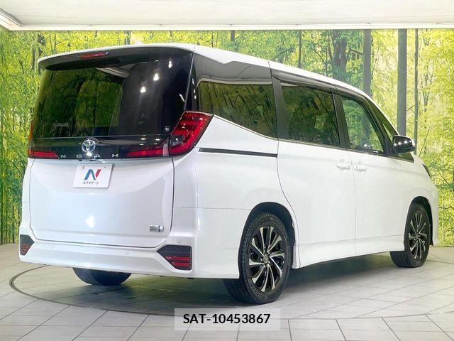 Toyota NOAH HYBRID 2022-10 8231094-17