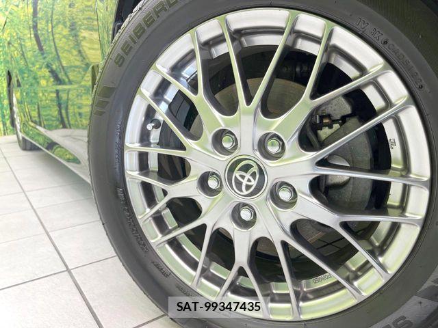 Toyota NOAH HYBRID 2019-08 8231105-13