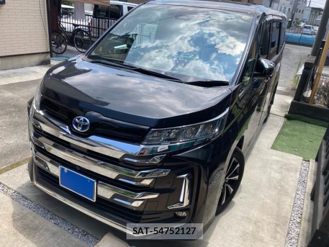 Toyota NOAH HYBRID 2022-09 8231103-1