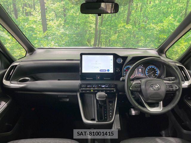 Toyota NOAH HYBRID 2023-08 8231095-1