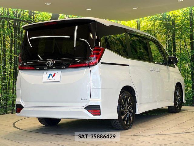 Toyota NOAH HYBRID 2025-11 8246185-17