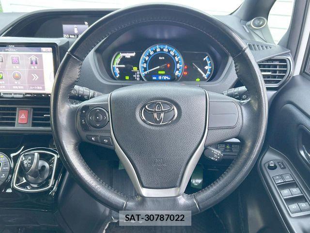 Toyota NOAH HYBRID 2017-02 8246193-15