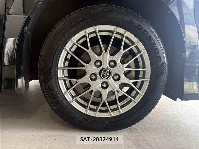 Toyota NOAH HYBRID 2016-08 8246194-14
