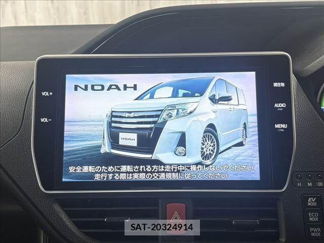 Toyota NOAH HYBRID 2016-08 8246194-3