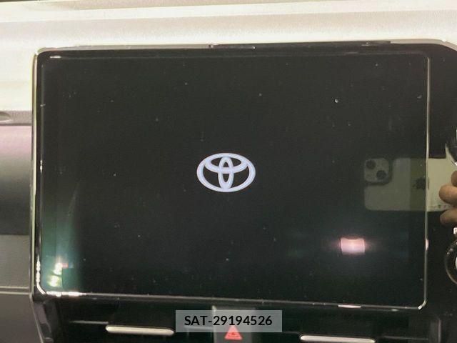Toyota NOAH HYBRID 2022-04 8246189-2