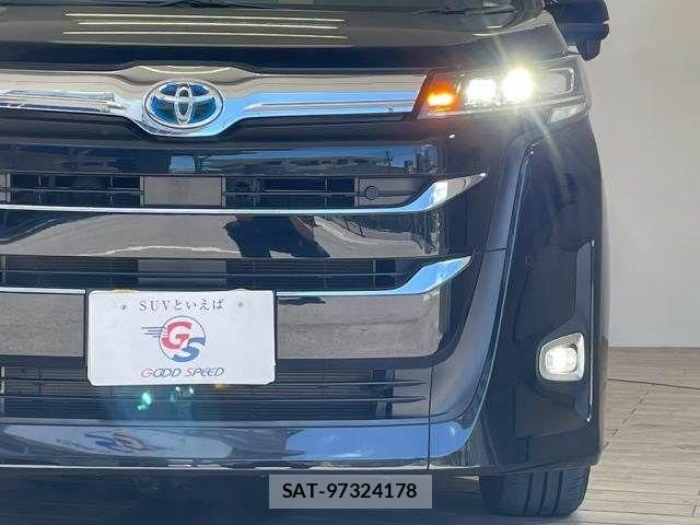Toyota NOAH HYBRID 2022-04 8246188-17