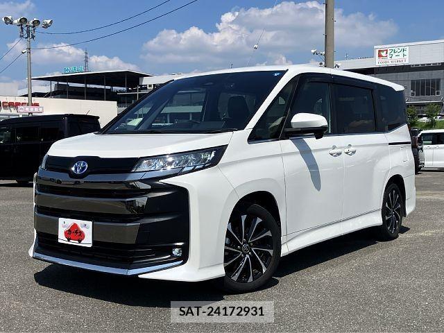 Toyota NOAH HYBRID 2022-06 8074940-0