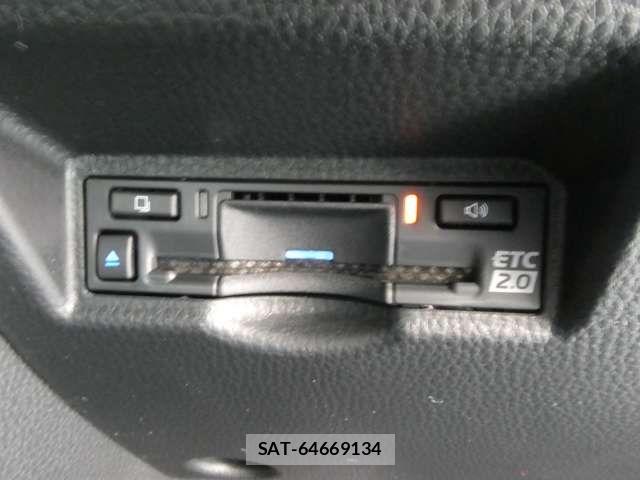 Toyota NOAH HYBRID 2026-04 8316017-6