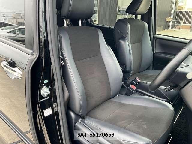 Toyota NOAH HYBRID 2018-12 8316026-9