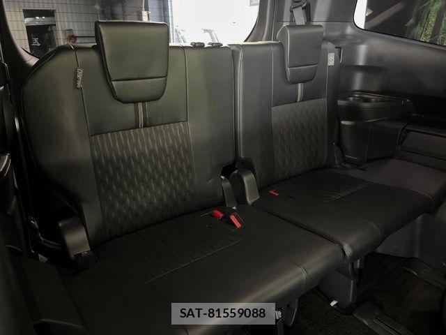 Toyota NOAH HYBRID 2023-06 8316024-9