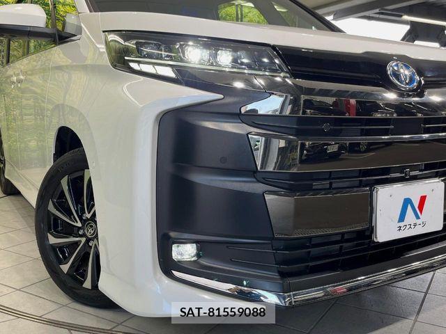 Toyota NOAH HYBRID 2023-06 8316024-12