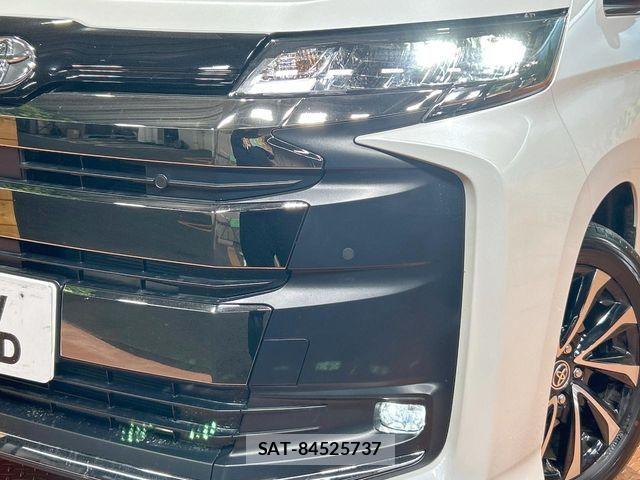 Toyota NOAH HYBRID 2025-09 8316020-12