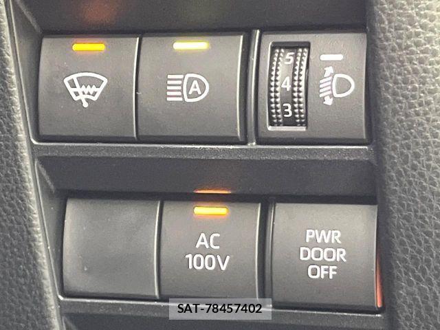 Toyota NOAH HYBRID 2025-09 8316018-4