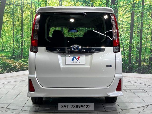 Toyota NOAH HYBRID 2016-03 8316029-15