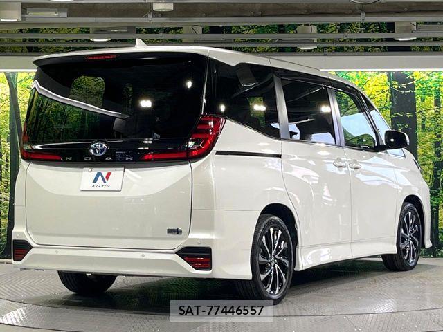Toyota NOAH HYBRID 2025-03 8316019-16
