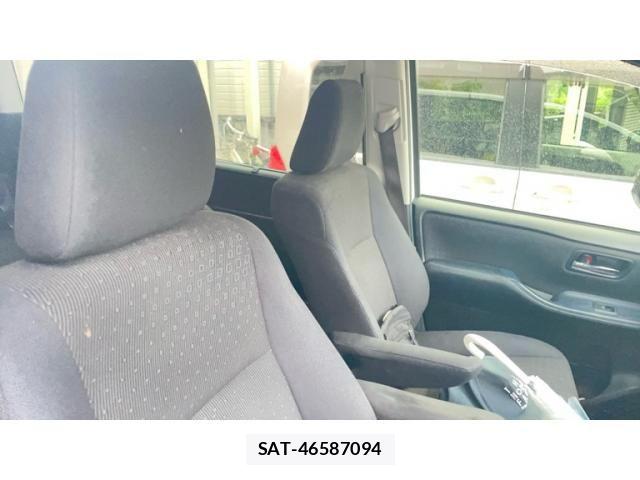 Toyota NOAH HYBRID 2014-11 8316036-9