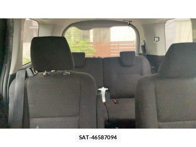 Toyota NOAH HYBRID 2014-11 8316036-19
