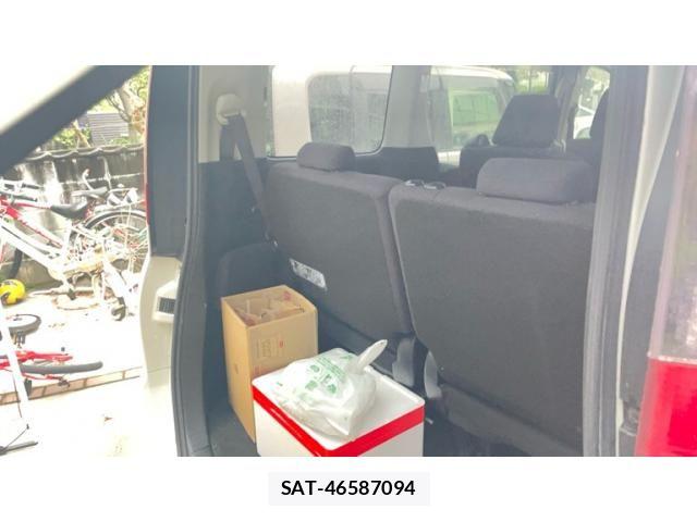 Toyota NOAH HYBRID 2014-11 8316036-21