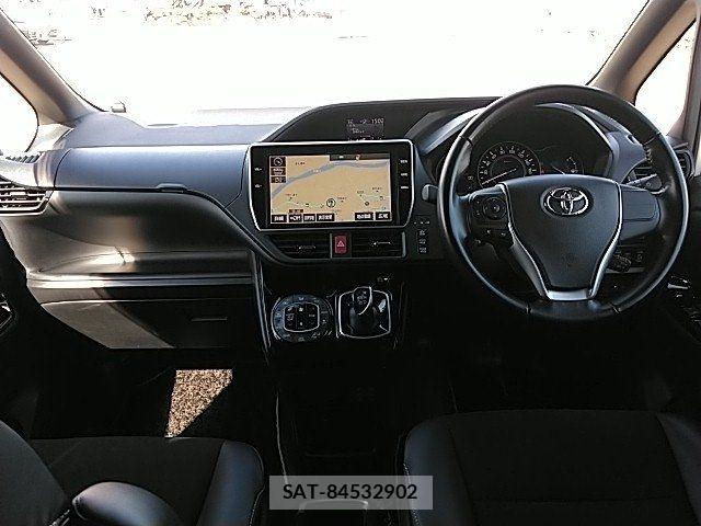 Toyota NOAH HYBRID 2018-03 8316025-8