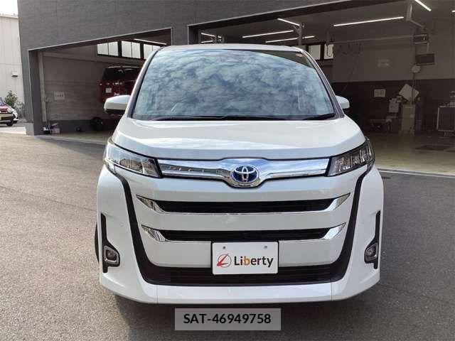 Toyota NOAH HYBRID 2023-06 8316022-12