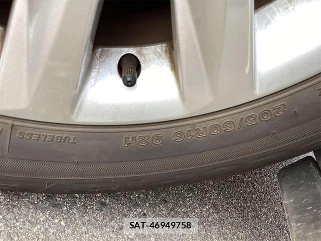 Toyota NOAH HYBRID 2023-06 8316022-16
