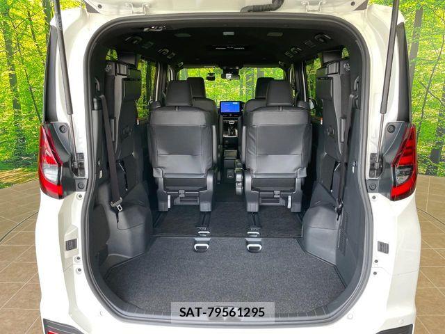 Toyota NOAH HYBRID 2024-10 8316021-11