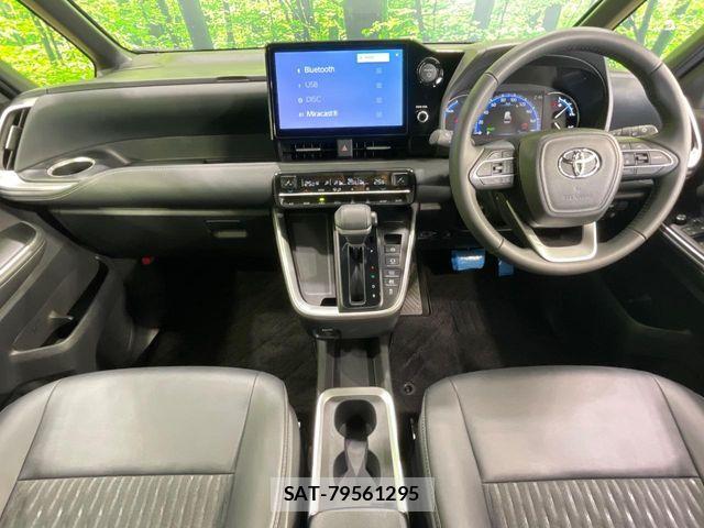 Toyota NOAH HYBRID 2024-10 8316021-1