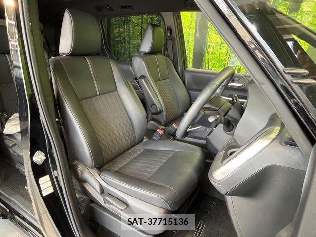 Toyota NOAH HYBRID 2022-10 8337165-7