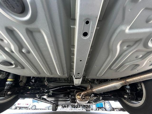 Toyota NOAH HYBRID 2014-03 8337173-25