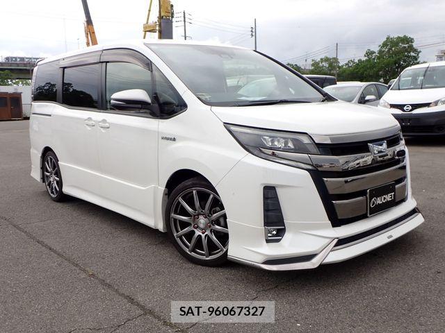 Toyota NOAH HYBRID 2017-11 8337160-0