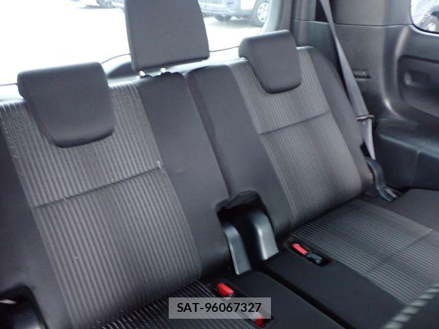 Toyota NOAH HYBRID 2017-11 8337160-24