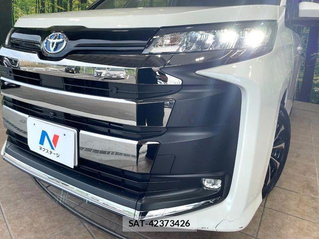 Toyota NOAH HYBRID 2025-07 8337159-12