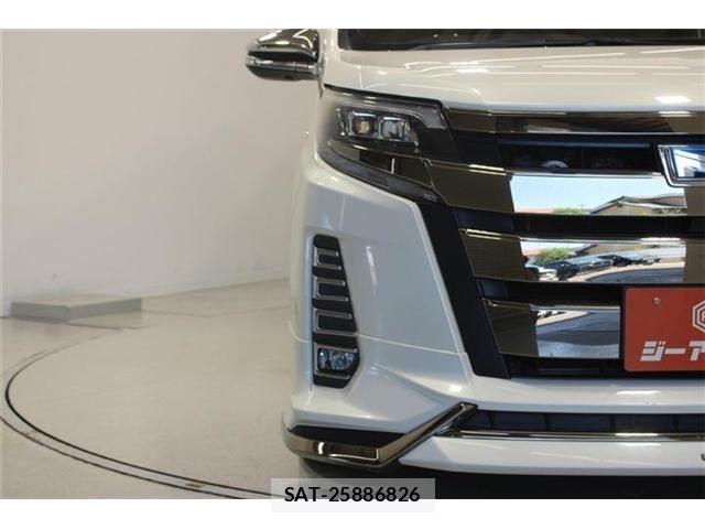 Toyota NOAH HYBRID 2018-11 8337171-17