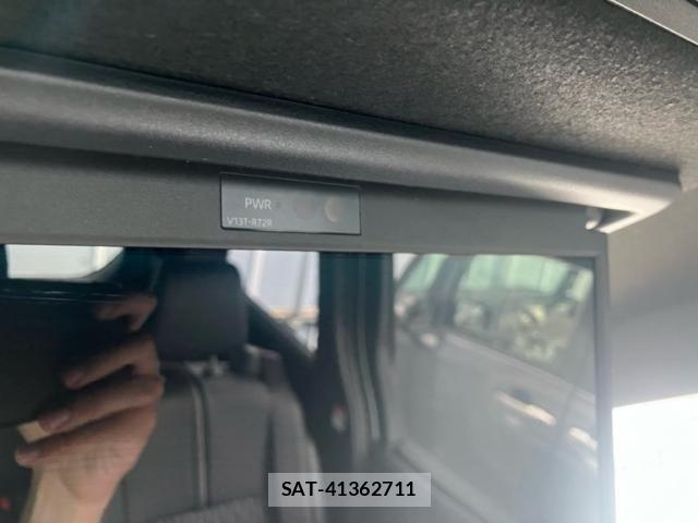 Toyota NOAH HYBRID 2025-02 8337170-22