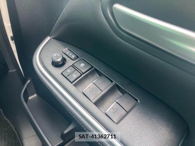 Toyota NOAH HYBRID 2025-02 8337170-23