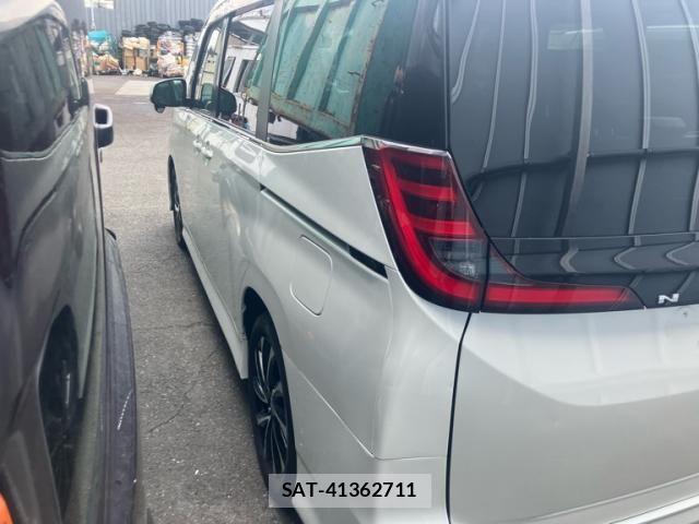 Toyota NOAH HYBRID 2025-02 8337170-6