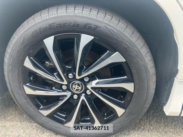 Toyota NOAH HYBRID 2025-02 8337170-8