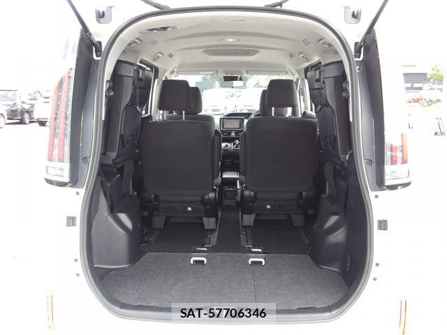 Toyota NOAH HYBRID 2021-04 8337169-18
