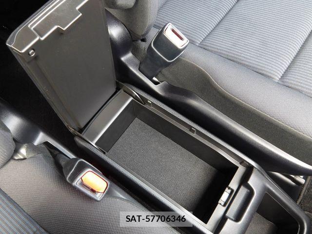 Toyota NOAH HYBRID 2021-04 8337169-20