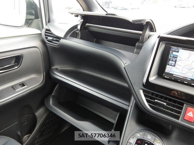 Toyota NOAH HYBRID 2021-04 8337169-23